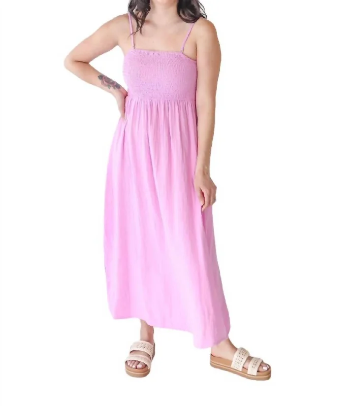 Off The Coast Dress In Pink