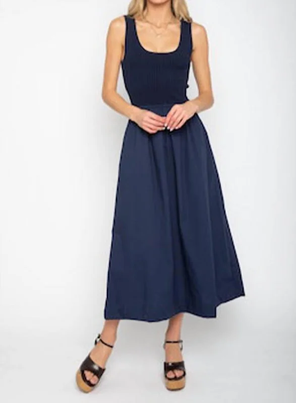 Demi Maxi Dress In Navy