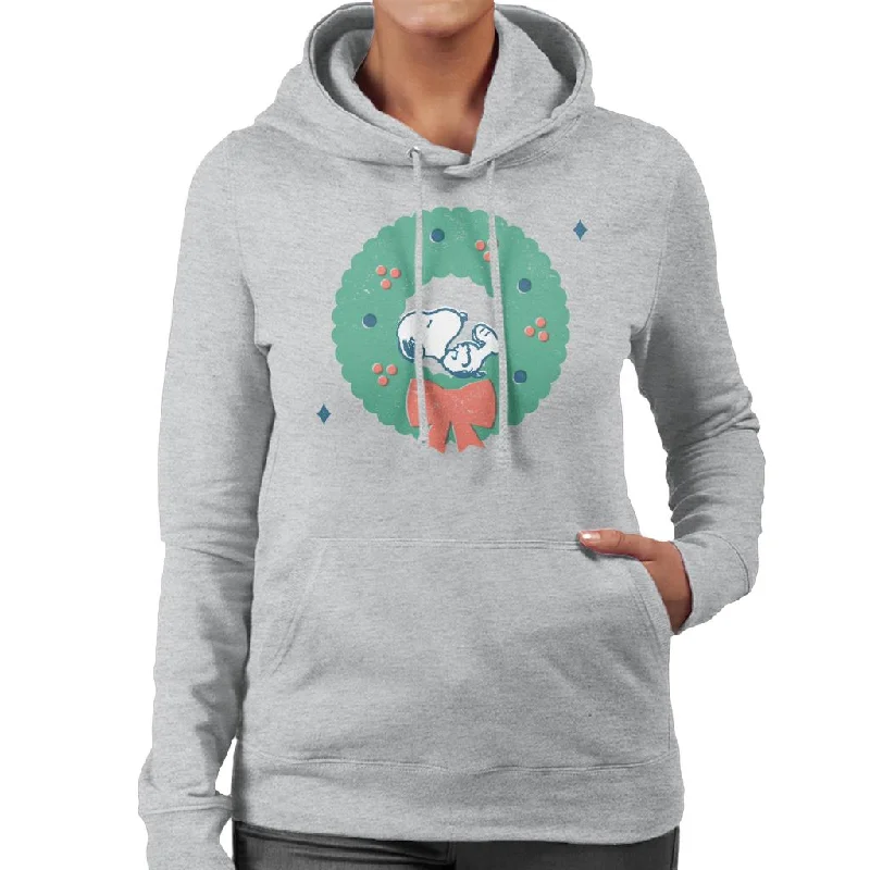 Peanuts Snoopy Holly Wreath Nap Women's Hooded Sweatshirt