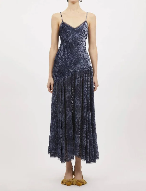 Elodie Midi Dress In Blue