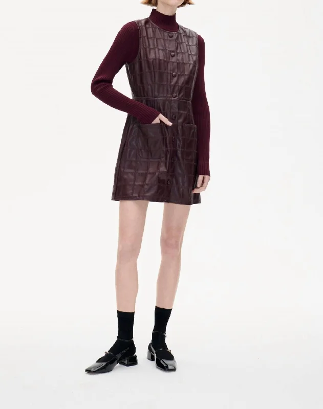 Anavi Dress In Darkest Burgundy