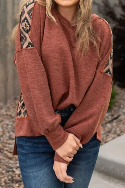 Geometric Exposed Seam Long Sleeve T-Shirt